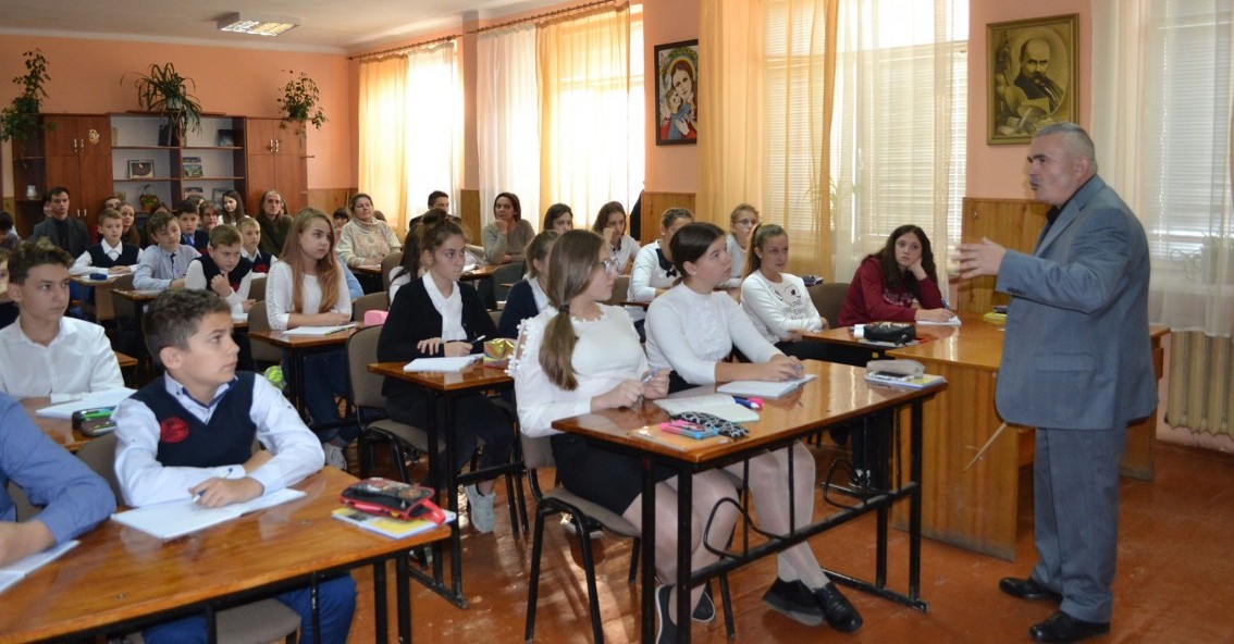 Студенти-історики шліфували професійну майстерність в ужгородському ліцеї «Інтелект»