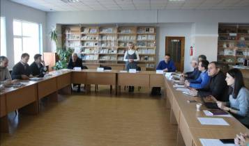 Про мову як фактор національної безпеки говорили учасники круглого столу в УжНУ