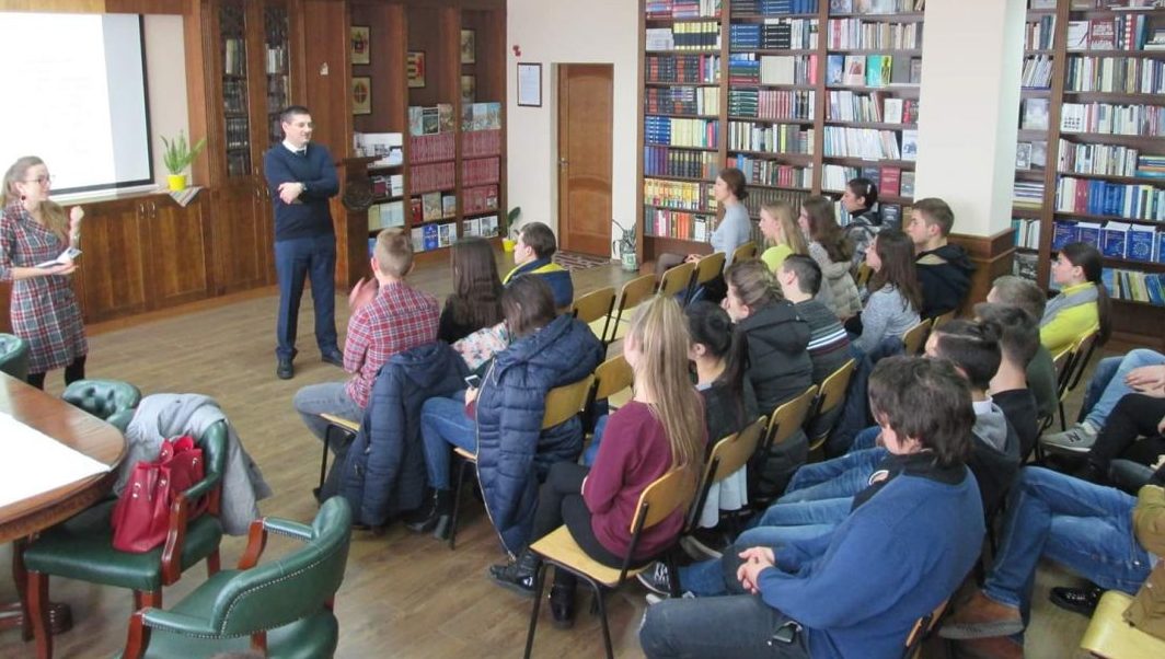 Про історію й напрямки діяльності ОБСЄ говорили на факультеті МЕВ