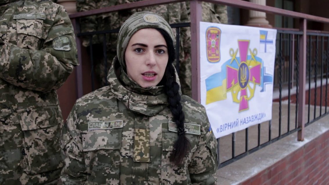 Студенти мілітарного підрозділу УжНУ – перші на Закарпатті долучилися до флешмобу щодо визволення полонених українських моряків
