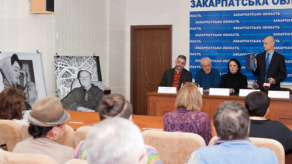 Малярство – в літературі: в Ужгороді презентували книгу про відомого закарпатського художника-авангардиста