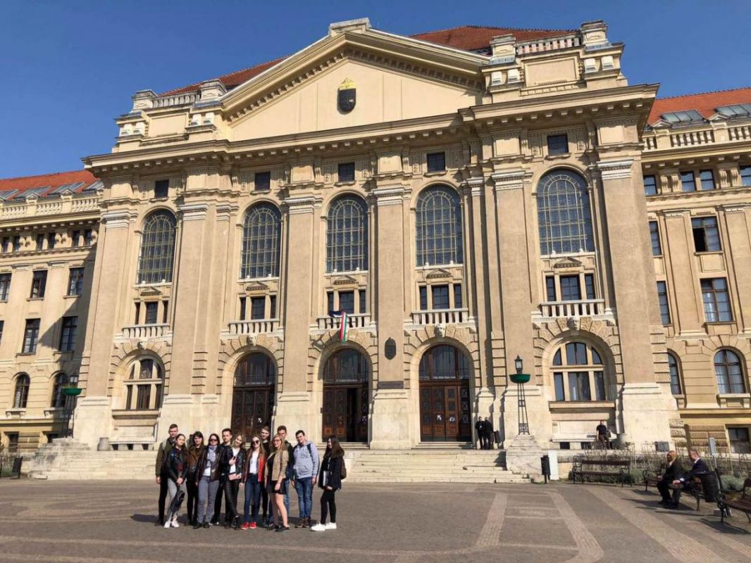 Студенти та викладачі Українсько-угорського ННІ мали науково-розважальну поїздку в Угорщину