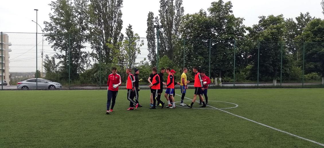 В УжНУ відбулися міні-футбольні баталії Тижня студентської дружби