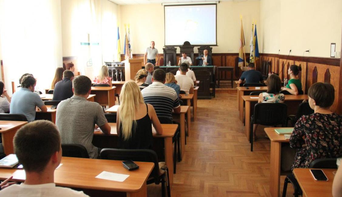 Ужгородський університет долучився до створення Школи митного права