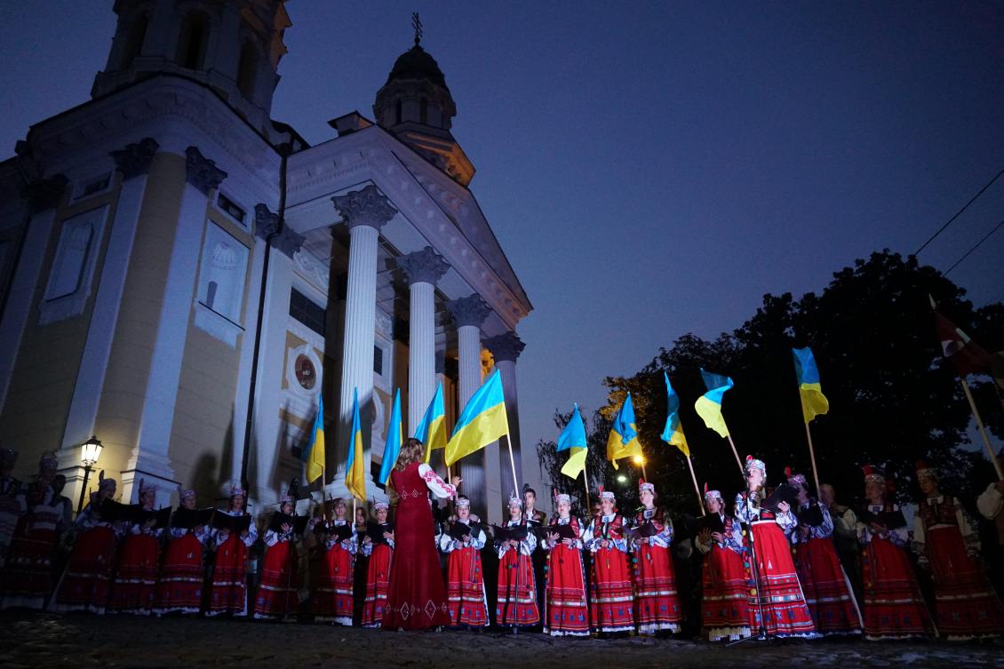 Ужгород зустрів світанок Дня Незалежності молитвою за Україну