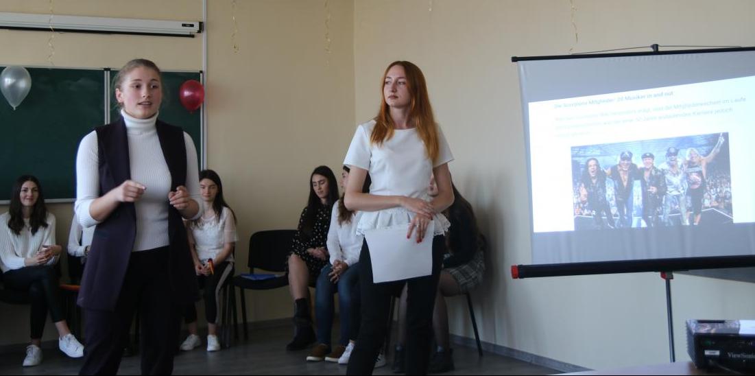 Студенти факультету іноземної філології не тільки володіють мовами, а й чудово співають