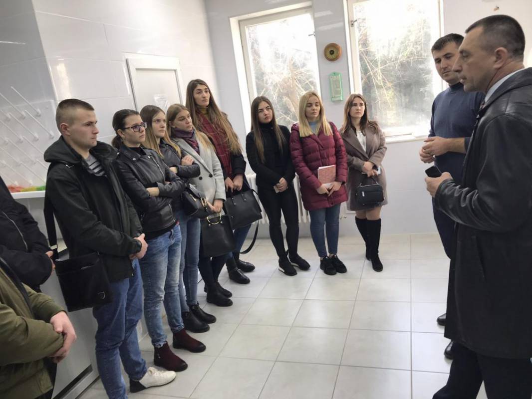 Четвертокурсники юрфаку Ужгородського університету вчилися розпізнавати наркотики і психотропні речовини