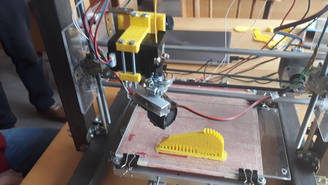 Студенти-айтівці сконструювали власний 3D-принтер
