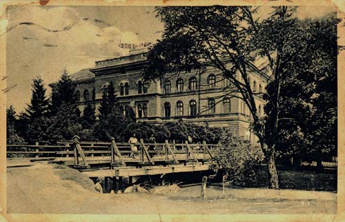 Як будували гімназію Другетів – сучасний хімічний факультет і колишній головний корпус УжДУ