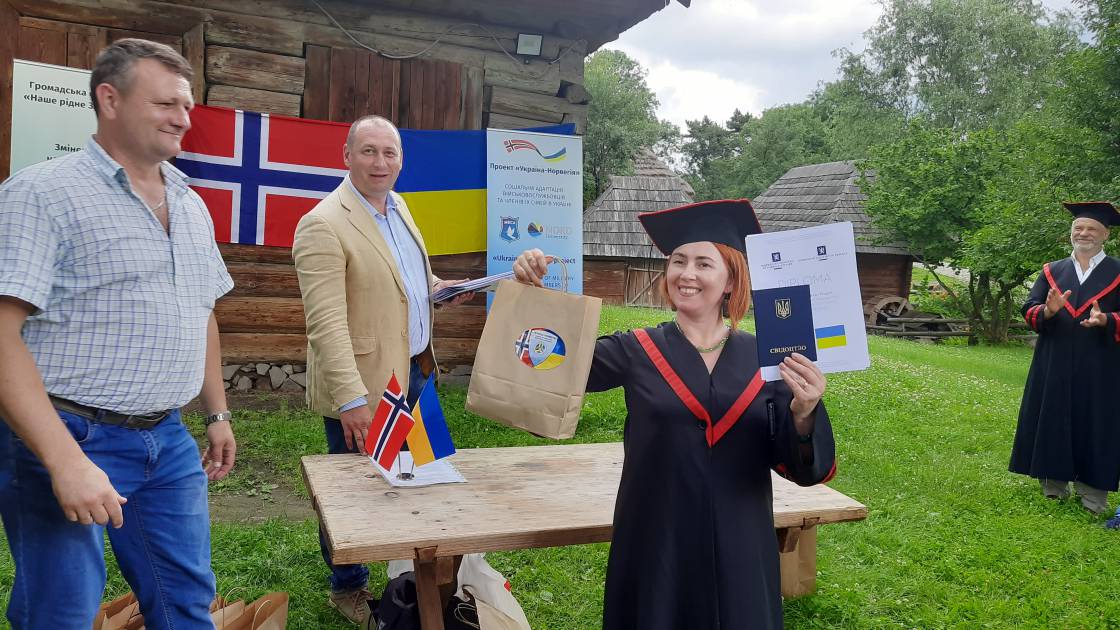 Екскурсія може завершитися врученням дипломів, – доведено курсами Україна-Норвегія