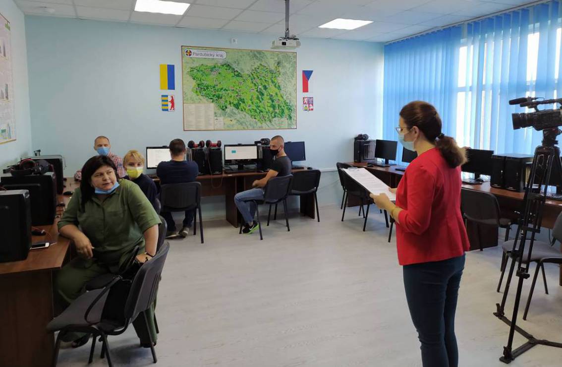 Понад пів сотні осіб за два дні склали в УжНУ іспит на рівень володіння державною мовою