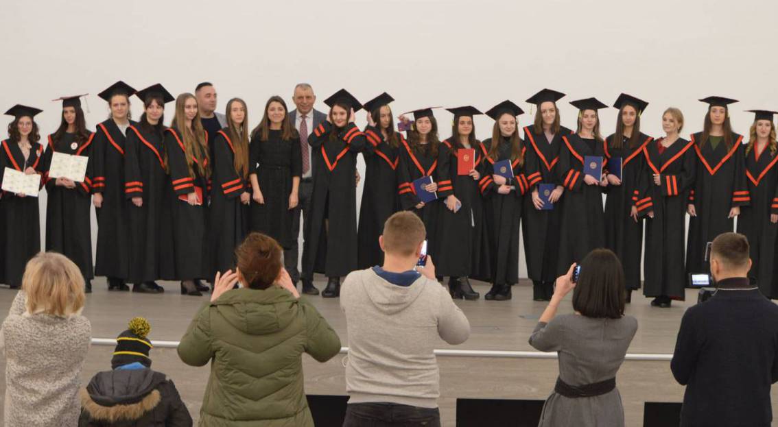 Понад три десятки магістрів філологічного факультету отримали омріяні дипломи