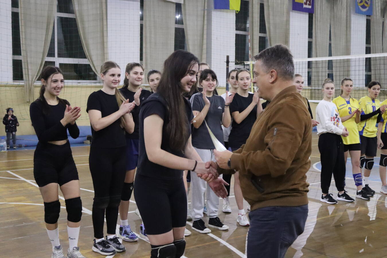 Святкування Дня студента в УжНУ продовжили турніром із жіночого волейболу