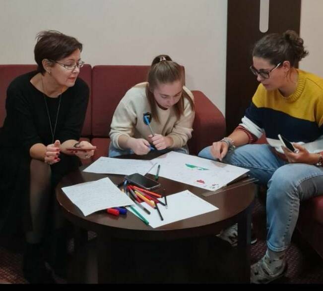 Студентки УжНУ представляли Україну в міжнародному проєкті «Калейдоскоп»