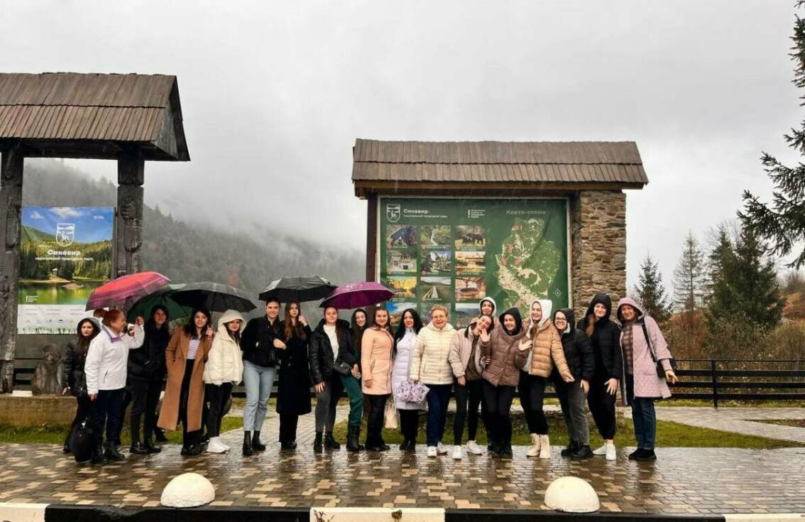 Філологи УжНУ побували в літературознавчій експедиції до серця Карпат