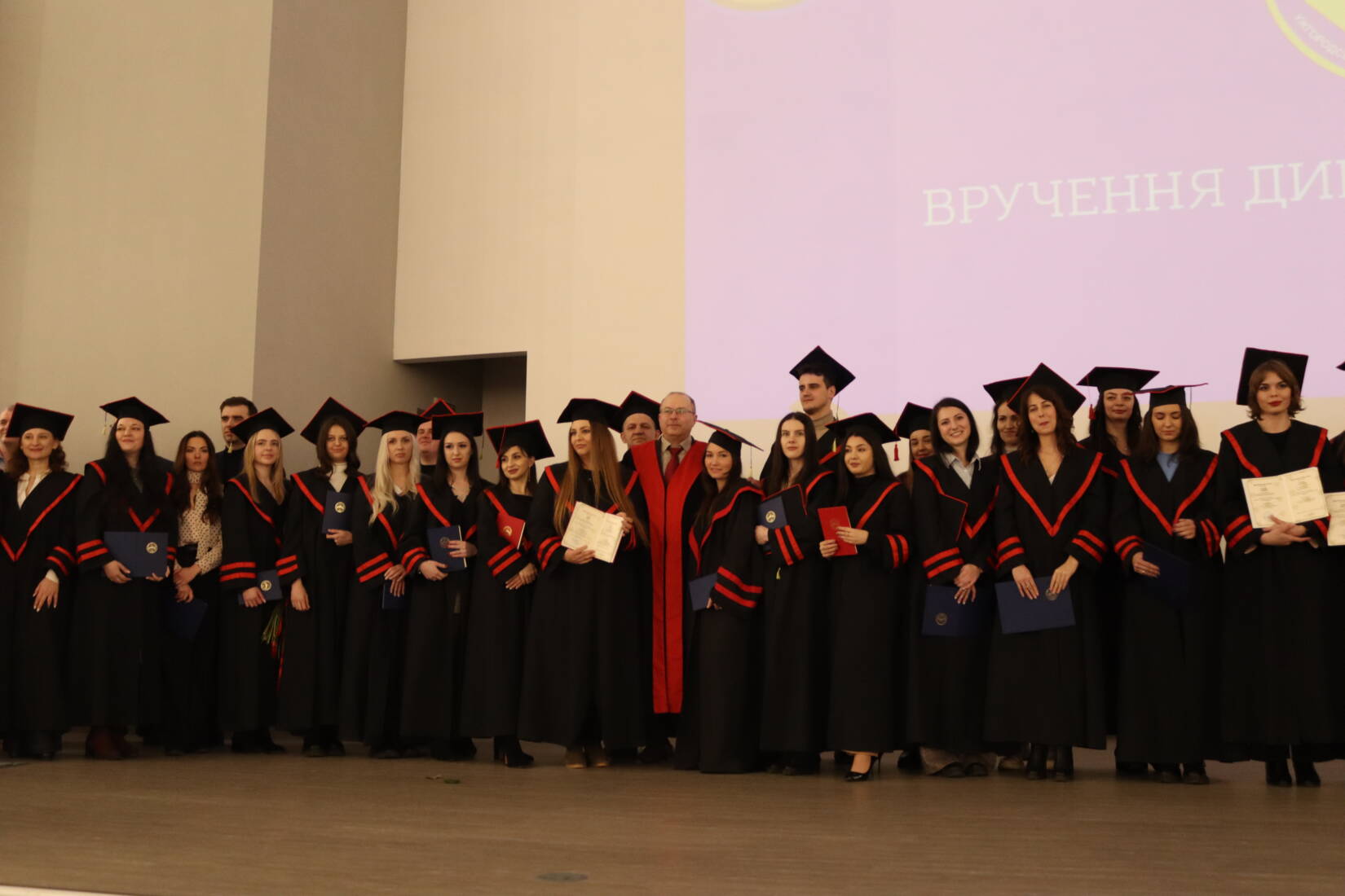 Факультет суспільних наук відзначив дипломами 209 магістрів