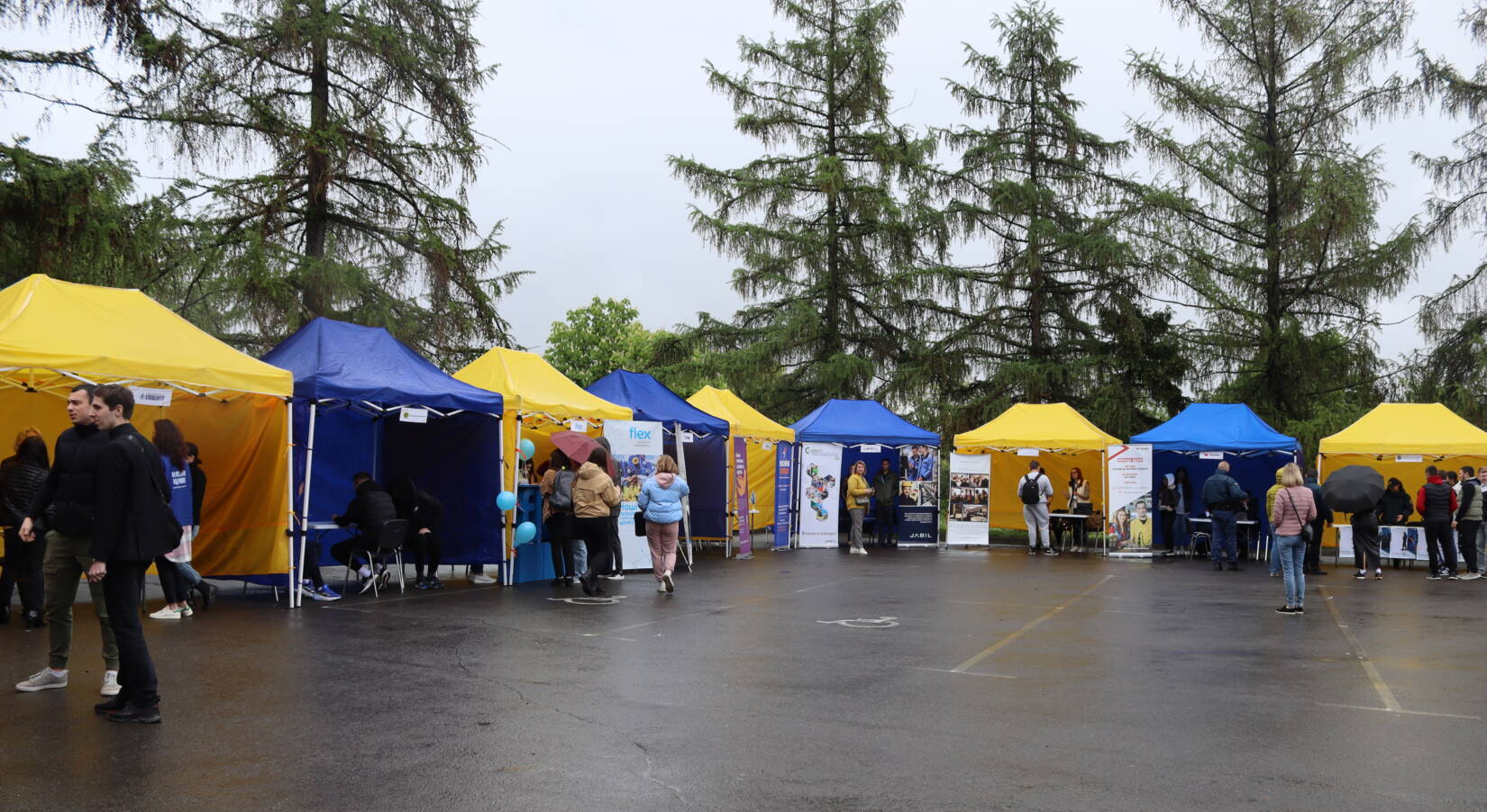 Молодь УжНУ ознайомилася з пропозиціями «Ярмарку вакансій»