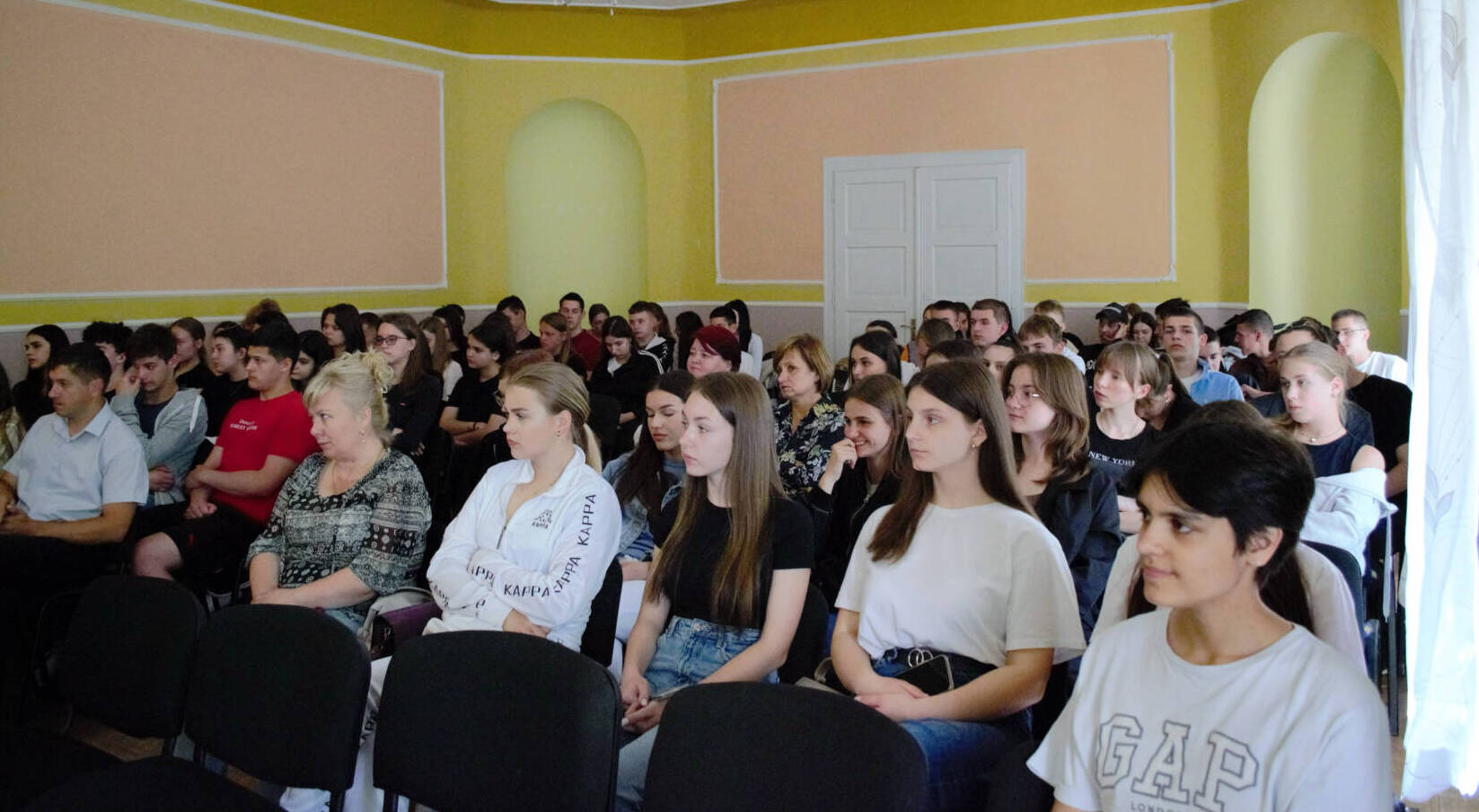 Представники ФСН орієнтували учнів Виноградова щодо майбутнього фаху