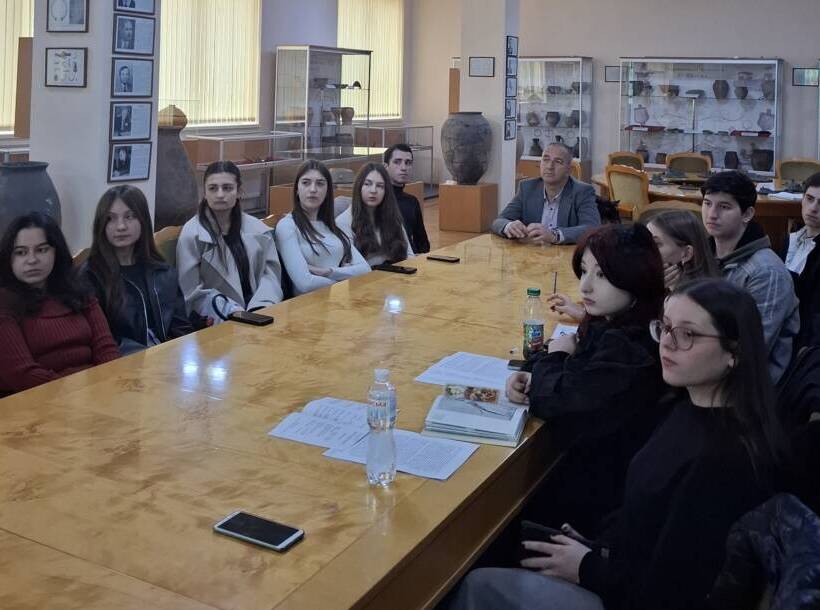 Студенти-історики на конференції говорили про мистецтво як дзеркало епохи