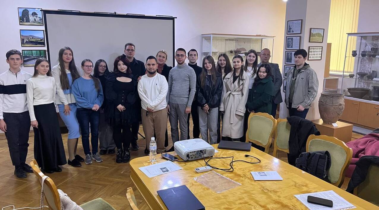 Студенти-історики на конференції говорили про мистецтво як дзеркало епохи