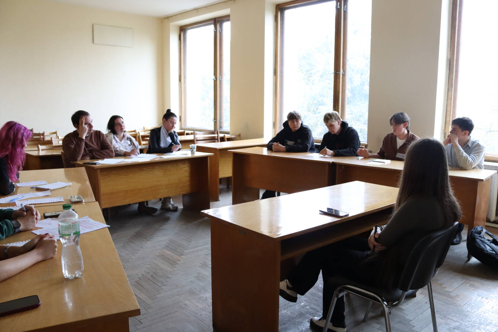 До 80-річчя університету студенти змагалися в дебатах на тему ролі ШІ в освіті