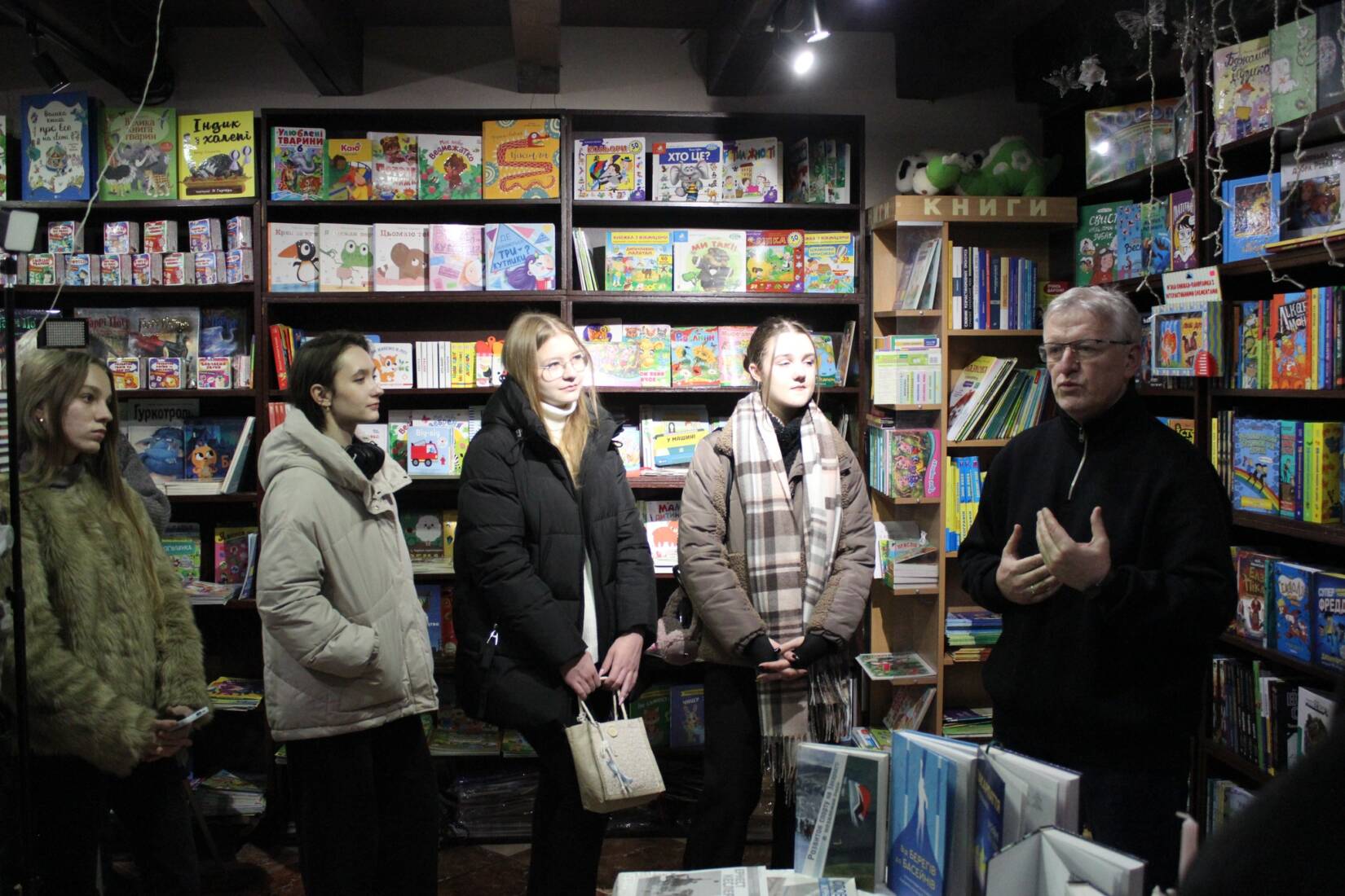В акції «Письменник за прилавком» дебютував Володимир Тарасюк