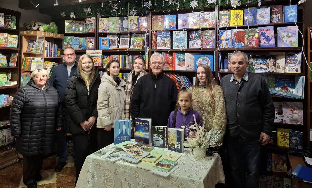 В акції «Письменник за прилавком» дебютував Володимир Тарасюк